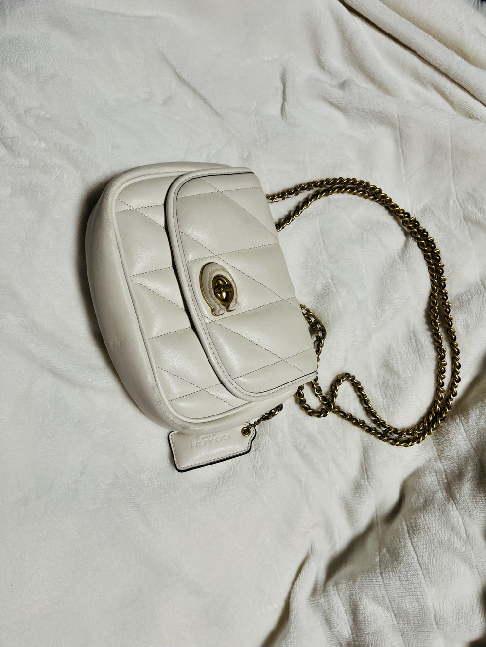 Cream Quilted Shoulder Bag with Gold Chain
